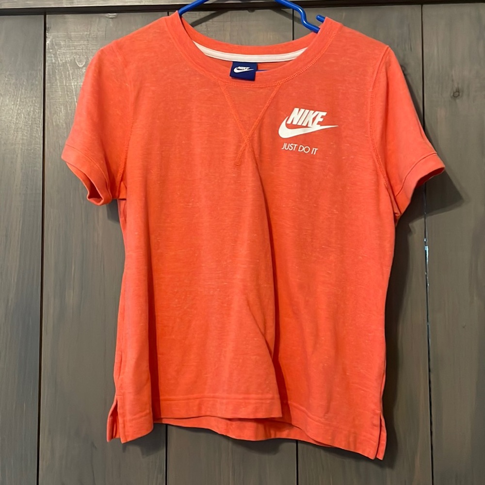 Nike Tee